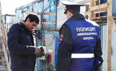 Из Москвы по результатам рейда выдворят более 800 нелегалов
